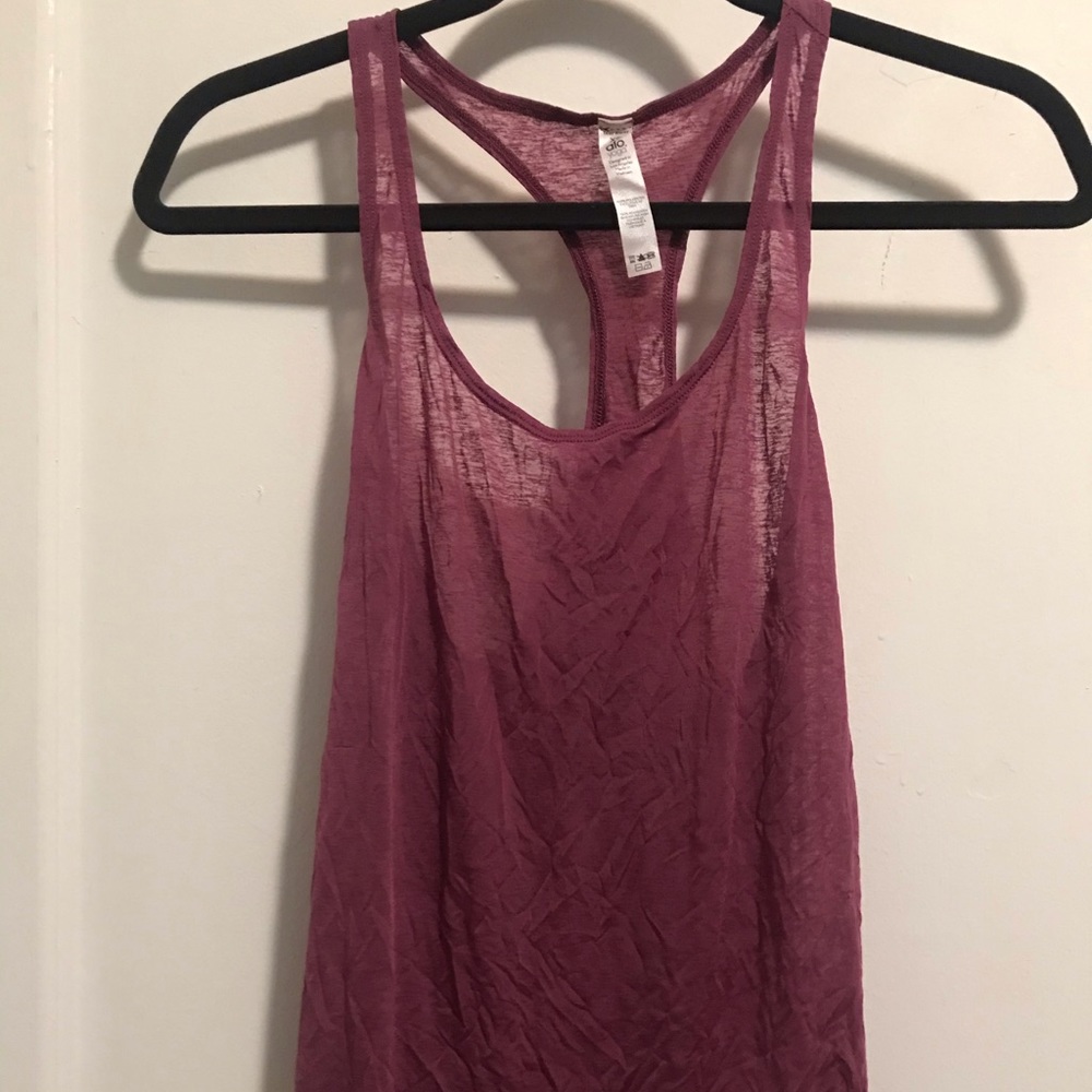Alo yoga- Arrow Tank
